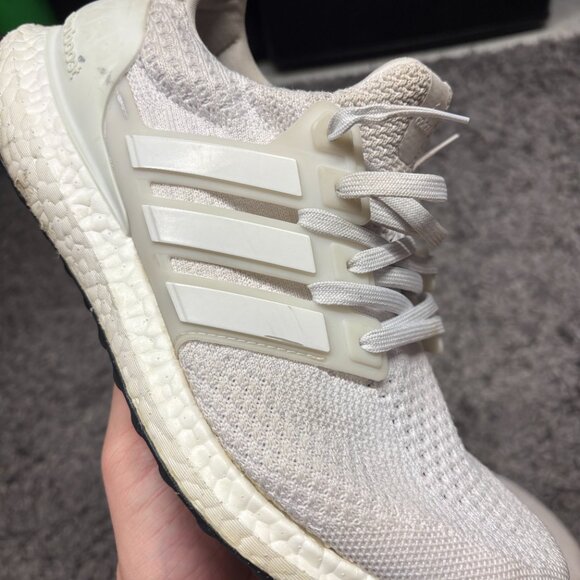 Adidas UltraBoost 2 Triple Sz 9 AQ5934 White Running Shoes Sneakers - Picture 5 of 7